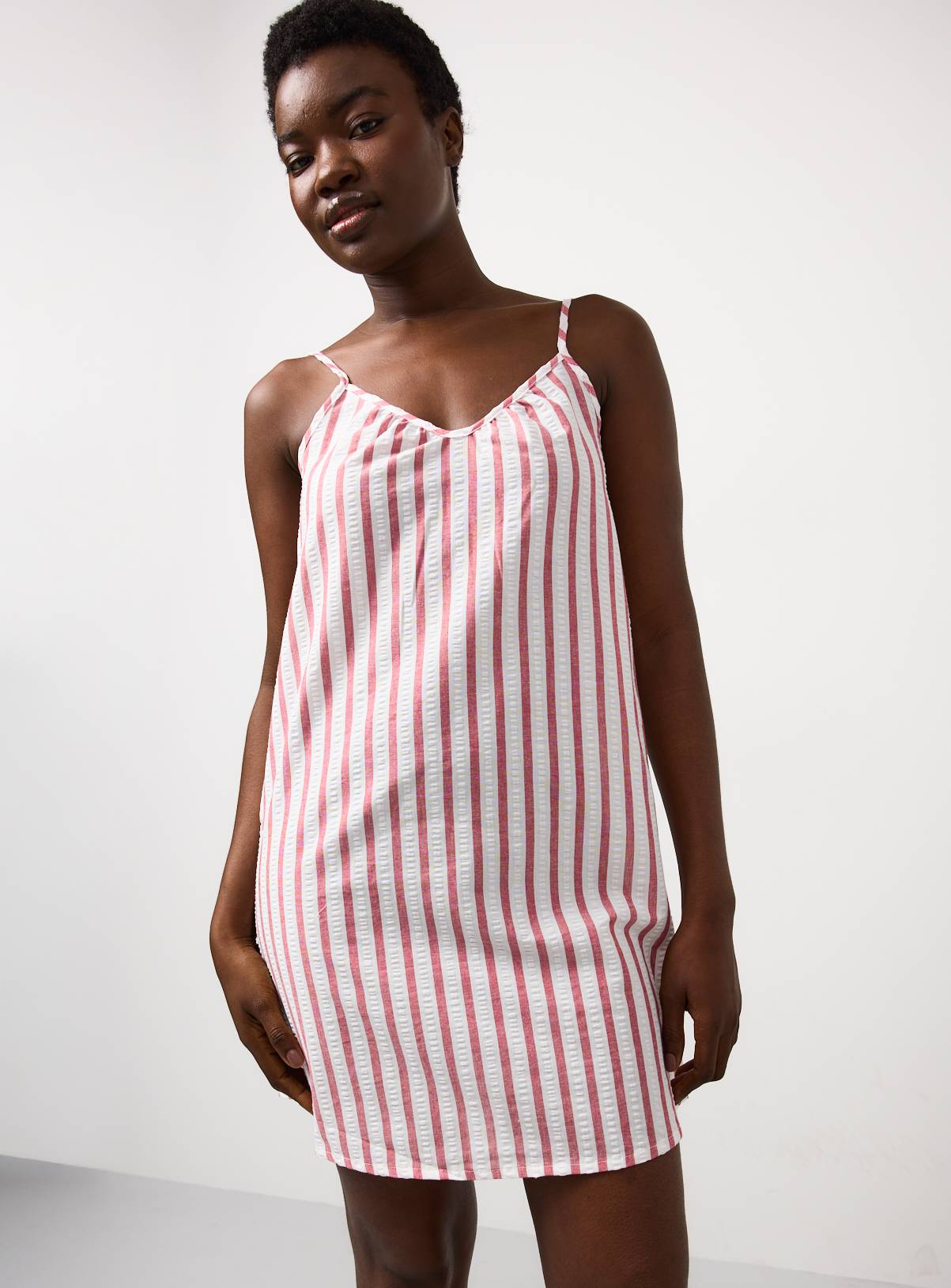 White Stripe Print Seersucker Chemise Night Shirt M - Image 1